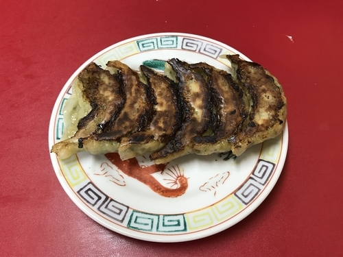 「餃子（手作り）400円」@永楽の写真