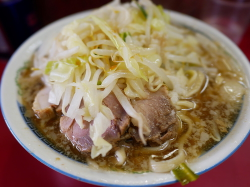 「小 辛目＋脂」@ラーメン二郎 目黒店の写真