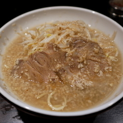 ラーメン 辛目＋脂