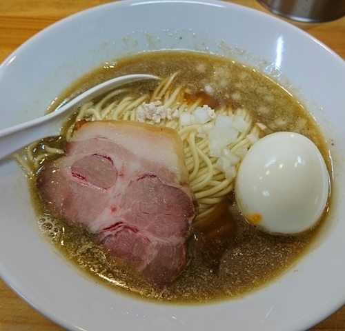 「煮干ソバ（醤油）750　味玉100」@煮干中華ソバ イチカワの写真