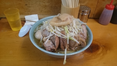 「大豚ダブル(アブラ)￥１０００」@ラーメン二郎 新橋店の写真