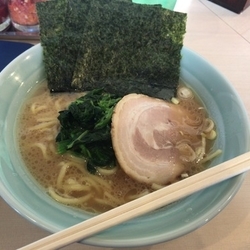 ラーメン並【680円】