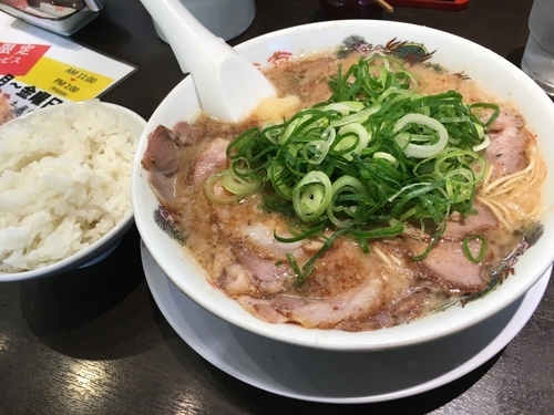 「チャーシュー麺 ¥832」@来来亭 小平仲町店の写真