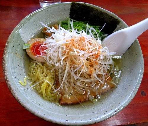 「濱塩ねぎ(830円)」@らあめん こもん 鳥浜店の写真