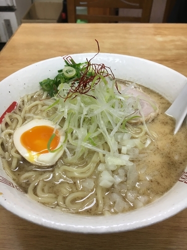 「醤油ラーメン中盛￥800」@らーめん 弥七の写真