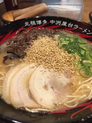 「ラーメン」@元祖博多中州屋台ラーメン 一竜 御茶ノ水北口店の写真