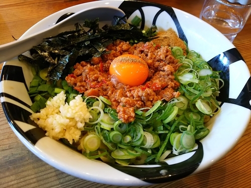 「【限定】台湾まぜそば　（大盛：無料）」@凌駕IDEAの写真