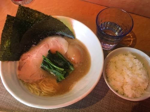 「あっちゃんの家系980円」@柴崎亭の写真