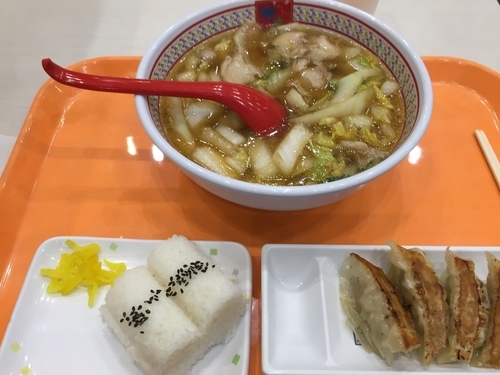 「おいしいラーメン 餃子セット」@どうとんぼり神座 酒々井プレミアムアウトレット店の写真