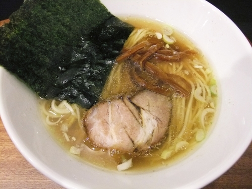 「らーめん（600円）」@拉麺 麺くまの写真