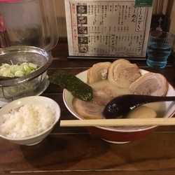 チャーシュー麺