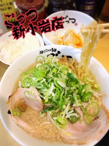「しょうゆらーめん￥750」@超ごってり麺 ごっつ 新小岩店の写真