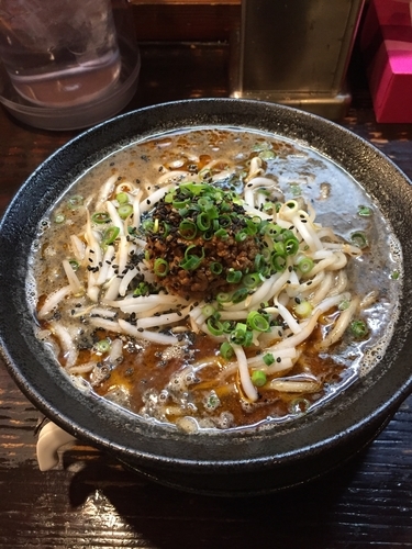 「味噌担々麺 大盛  950円」@らーめん 本竈の写真