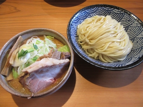 「つけチャーシュー味噌（１２００円）」@麺 一直の写真