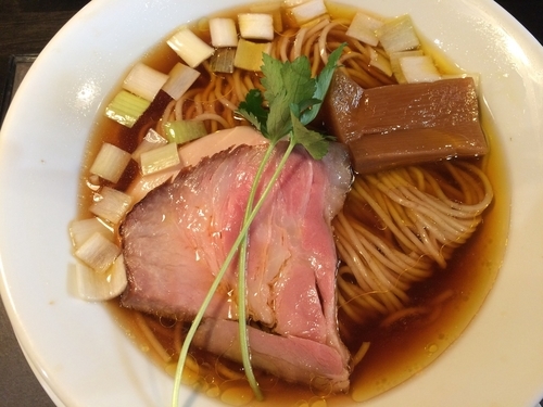 「醤油らぁめん」@KaneKitchen Noodlesの写真
