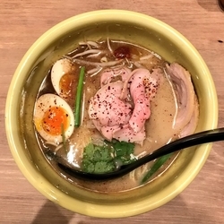 スパイストンコツ