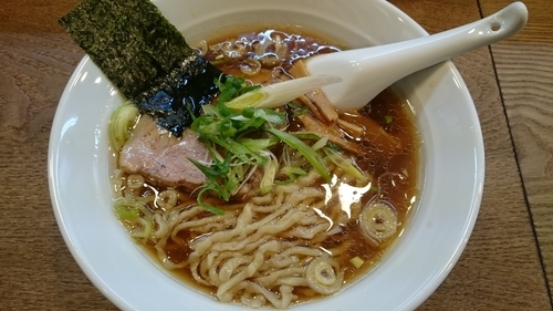 「醤油らぁめん￥730」@らぁめん山と樹の写真