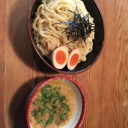 こく豚つけめん味玉