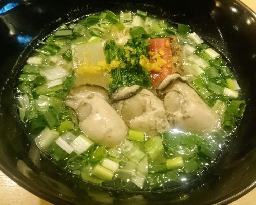 「カキ塩そば（限定）＋ランチライス」@饗 くろ㐂の写真