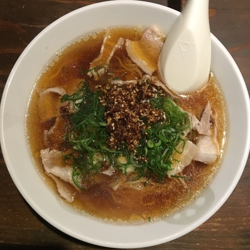 「ねぎ豚ラーメン (800円)」@餃子家よこじいの写真
