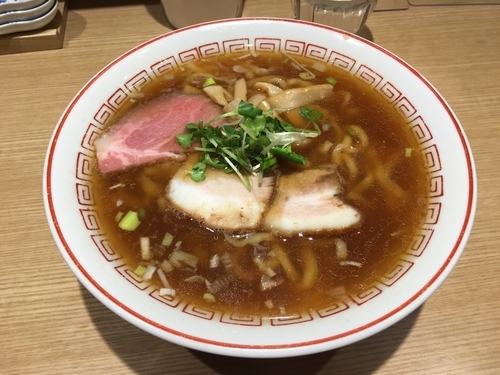 「蔵出し醤油らーめん（すっきり・麺硬め）」@きたかた食堂の写真