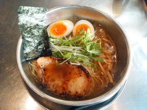 「煮玉子ラーメン塩」@ZUND-BARの写真