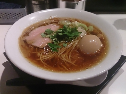 「中華そば+味玉」@中華そば 金色不如帰 覇の写真