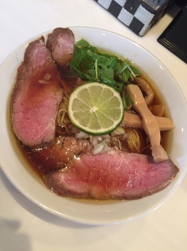 「【限定】フレッシュライムの醤油そば 830円」@麺や 彩～iro～の写真