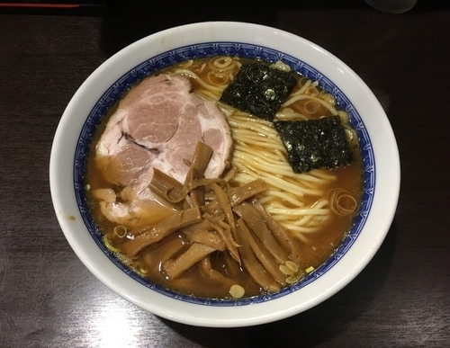 「ラーメン　並　８００円」@中華そば べんてんの写真