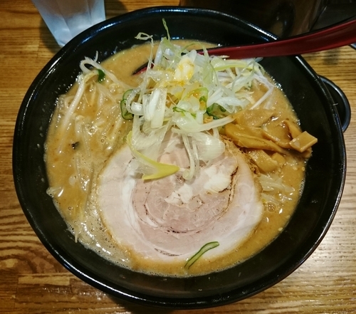 「辛味噌ラーメン 890円」@麺処 花田 上野店の写真