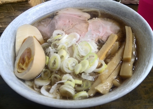 「限定 特製高井田系ラーメン 850円」@麺屋よしすけの写真