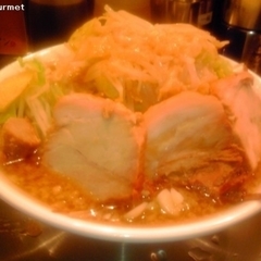 ジロリアン 町屋店の画像