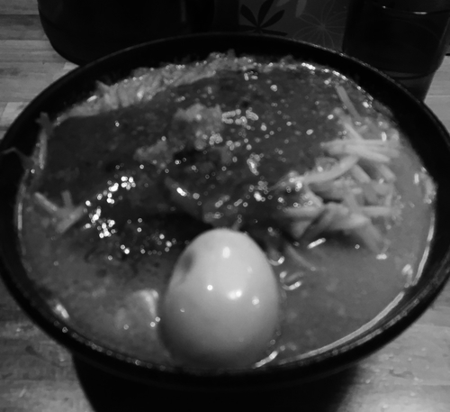 「味玉どて辛めん」@どてちん 習志野店の写真