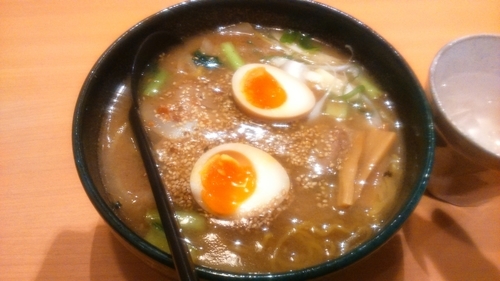 「香ばし醤油730円+味玉120円」@らぁめん銀波露 札幌手稲店の写真