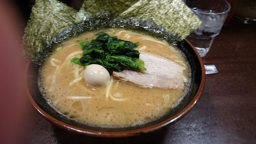 「豚骨醤油ラーメン（７２０円）」@横濱家系 豚骨醤油ラーメン 蒲田 いっ家の写真