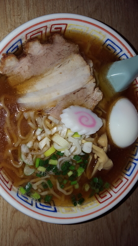 「支那そば＋出汁注入式味玉」@青春餃子の写真