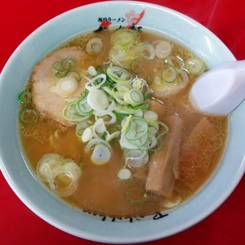 「醤油ラーメン」@梅光軒 旭川ラーメン村店の写真