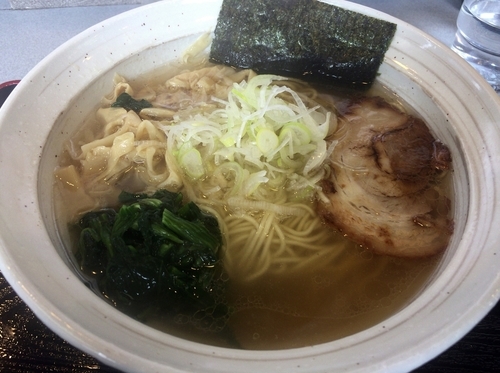 「塩らーめんあっさり（690円）」@地鶏らーめん 秋津の写真