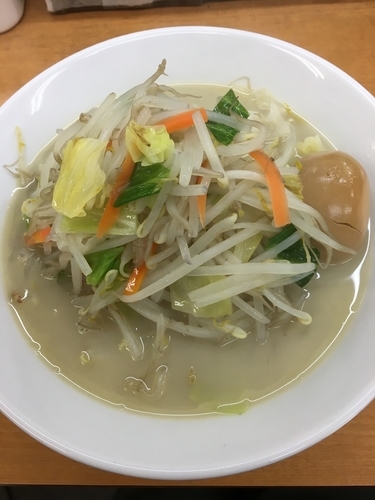 「鶏塩タンメン+味玉」@富白 御徒町本店の写真