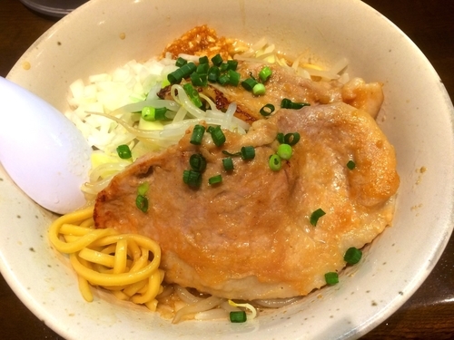 「【限定】豚モモ肉の生姜焼きラーメンミニ（800円）」@麺屋 天海の写真