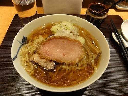 「醤油ラーメン750円大盛100円ライス100円」@麺 みつヰの写真
