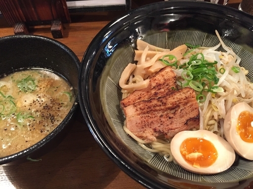 「魚介豚骨つけ麺：800円」@汁なし麺専門店 雷伝 一の宮店の写真