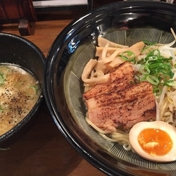 魚介豚骨つけ麺：800円