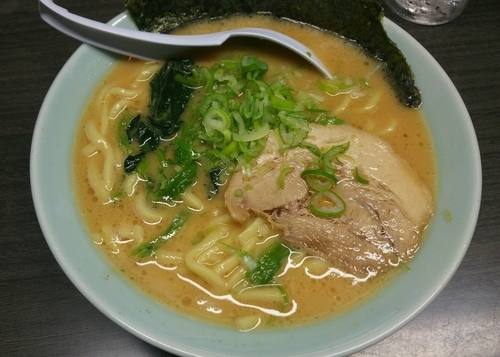 「醤油ラーメン＋小ライス　700＋50円」@横浜家系ラーメン 壱蔵家の写真
