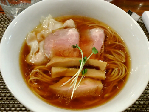 「鶏ワンタンそば1030円」@らぁ麺 やまぐちの写真