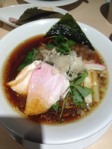 「鶏SOBA」@むぎとオリーブ マーチエキュート神田万世橋店の写真