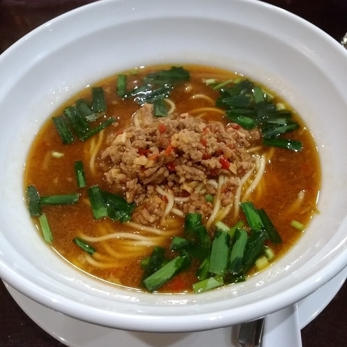 「台湾ラーメンハーフ」@元祖名古屋 台湾ラーメン 味世 石神井公園店の写真