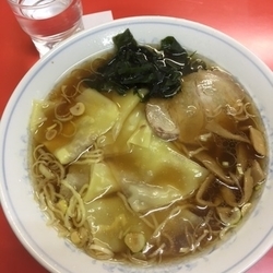 ワンタンメン　650円