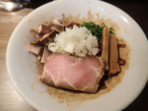 「(2/20裏メニュー)ブラックまぜそば(780円)」@つけ麺 一燈の写真