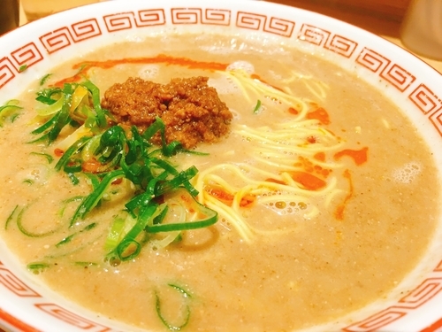 「らーたんめん」@博多拉坦麺 まるたん 那の川店の写真